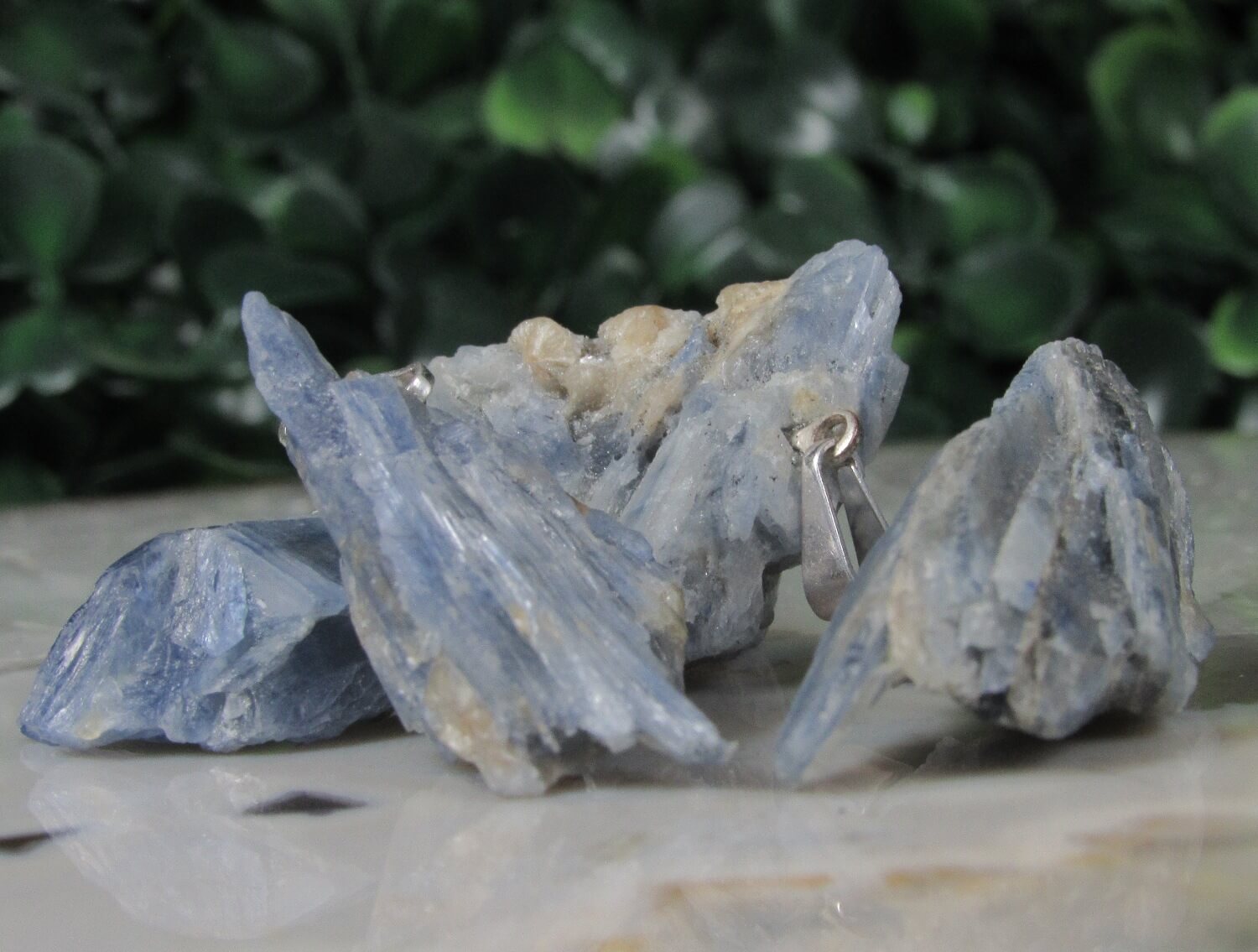 Pingente de Drusa de Cianita Azul-Prosperity Minerais