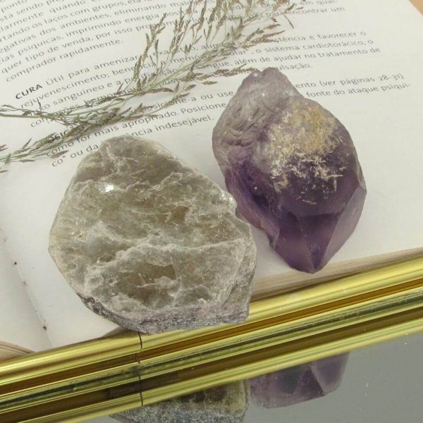 Kit Mica Dourada e Ametista Barraca- Peso Variável de 68g a 70g - Prosperity Minerais