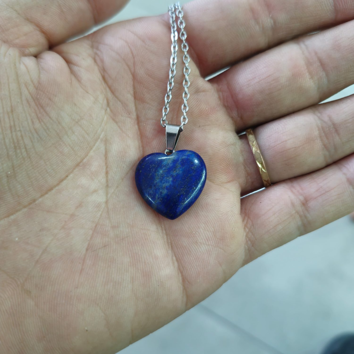 Colar e Pingente Lápis Lazuli Polido em Forma Coração - Imagem 4