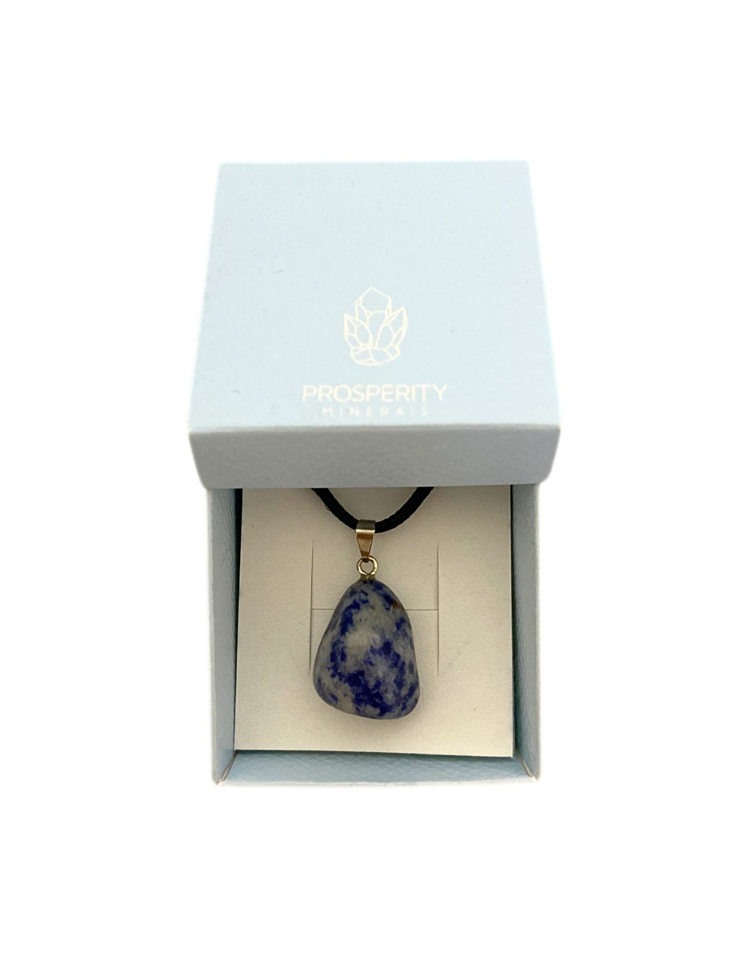 Colar com Pingente de Sodalita Rolada Natural – Cordão de Couro Sintético